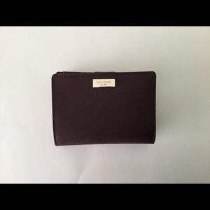 kate spade cara newbury lane mulledwine wallet